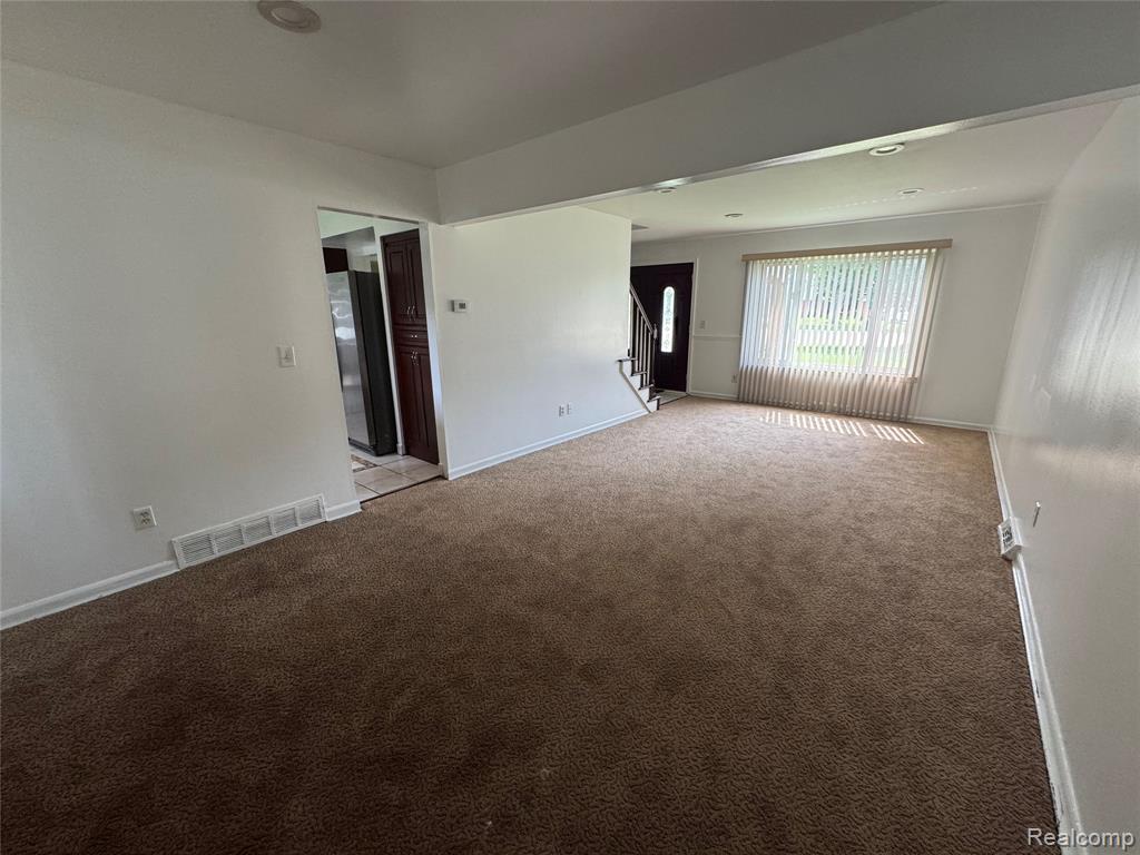 28240 Lahser Road Southfield, MI 48076 - Photo 14 of 15 Gallery Image 14