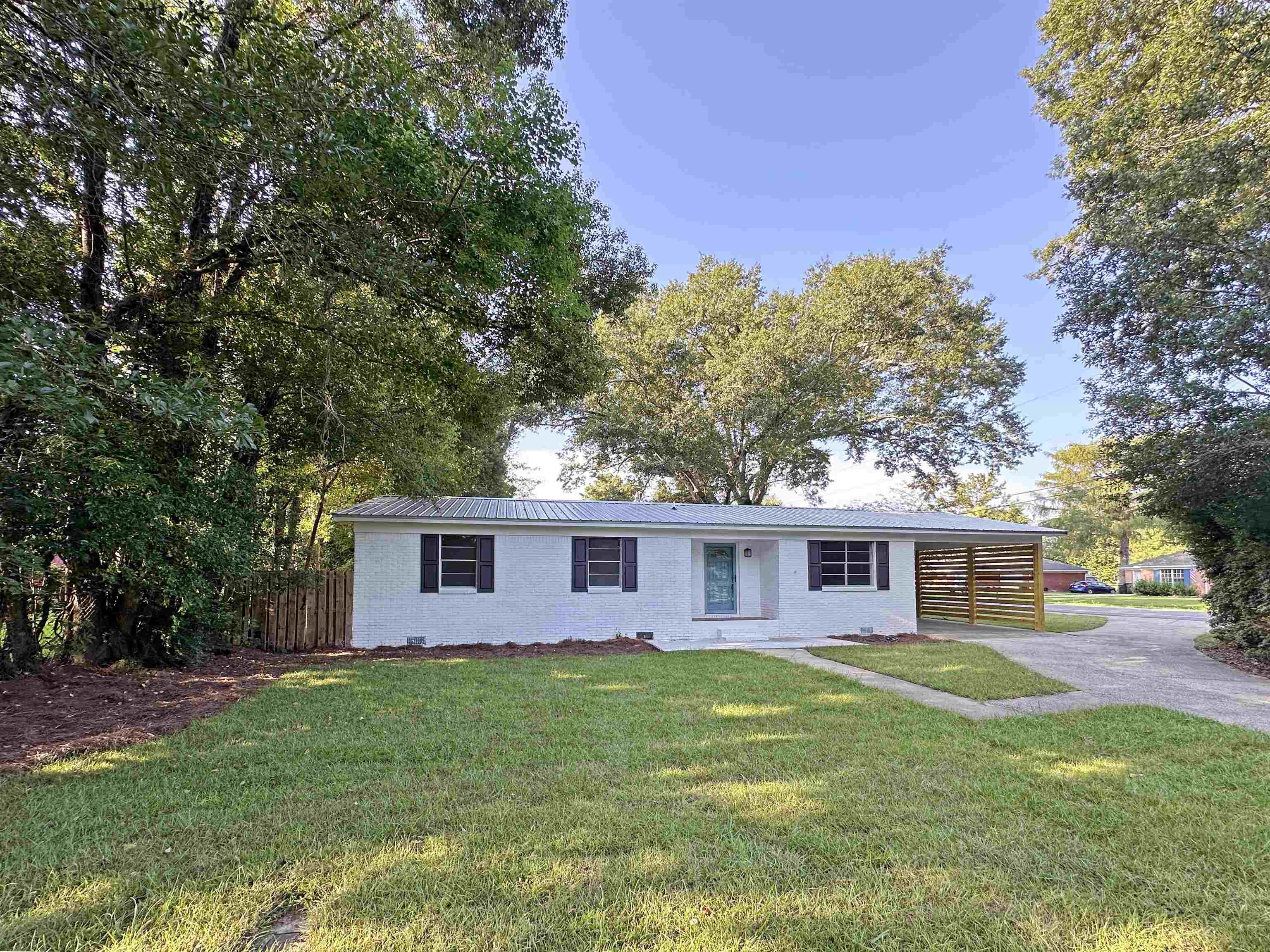 3050 Third Avenue Loxley, AL 36551 - Photo 5 of 29