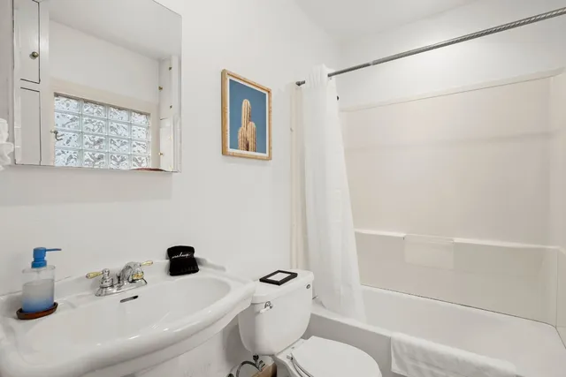 $899,000 | 1406 Summit Street, Austin, TX 78741