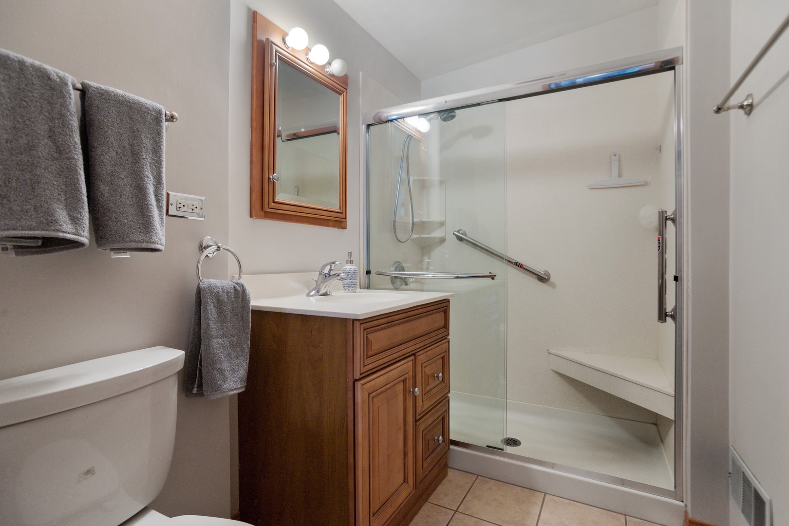 1515 Elliott Street Park Ridge, IL 60068 - Photo 11 of 17