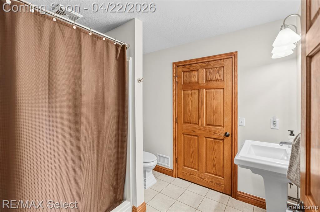 6451 Elms Road Flushing, MI 48433 - Photo 31 of 52