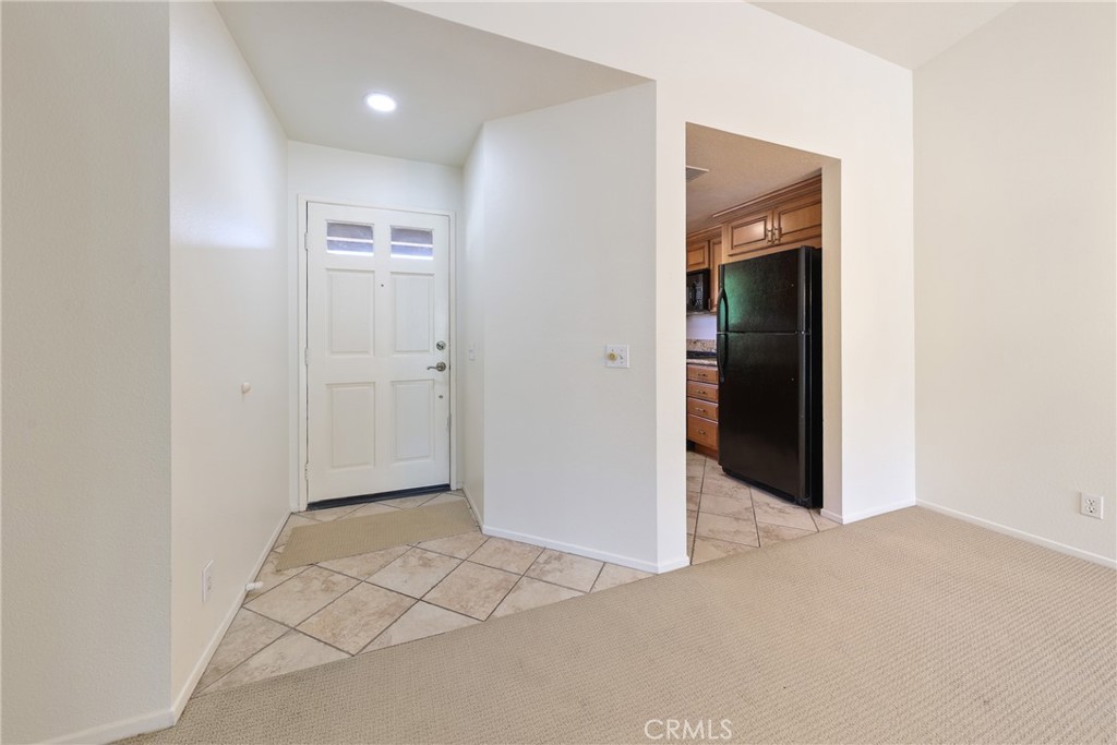 14 Abrigo Rancho Santa Margarita, CA 92688 - Photo 5 of 35 an empty room with closet