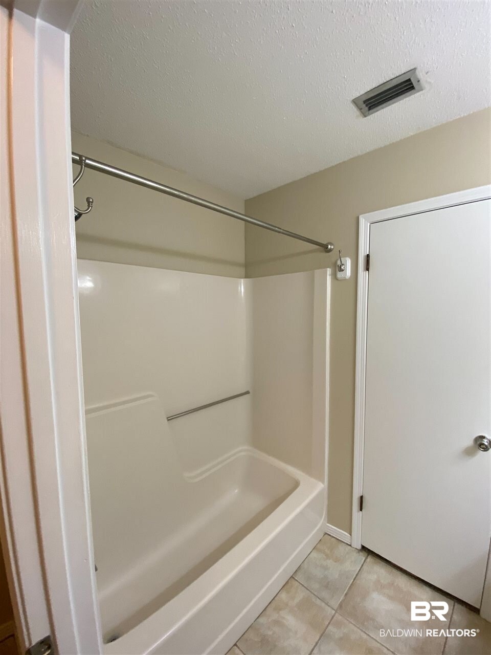 491 Ridgewood Drive Daphne, AL 36526 - Photo 14 of 24 Gallery Image 14