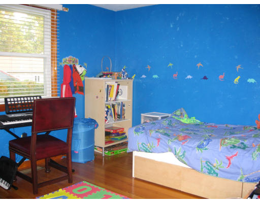 68 Hazen Street Springfield, MA 01119 - Photo 8 of 19 a view of a livingroom with furniture and window