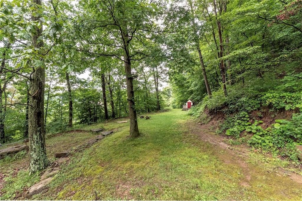 517 A Backbone Road Clinton, PA 15026 - Photo 6 of 25 Gallery Image 6