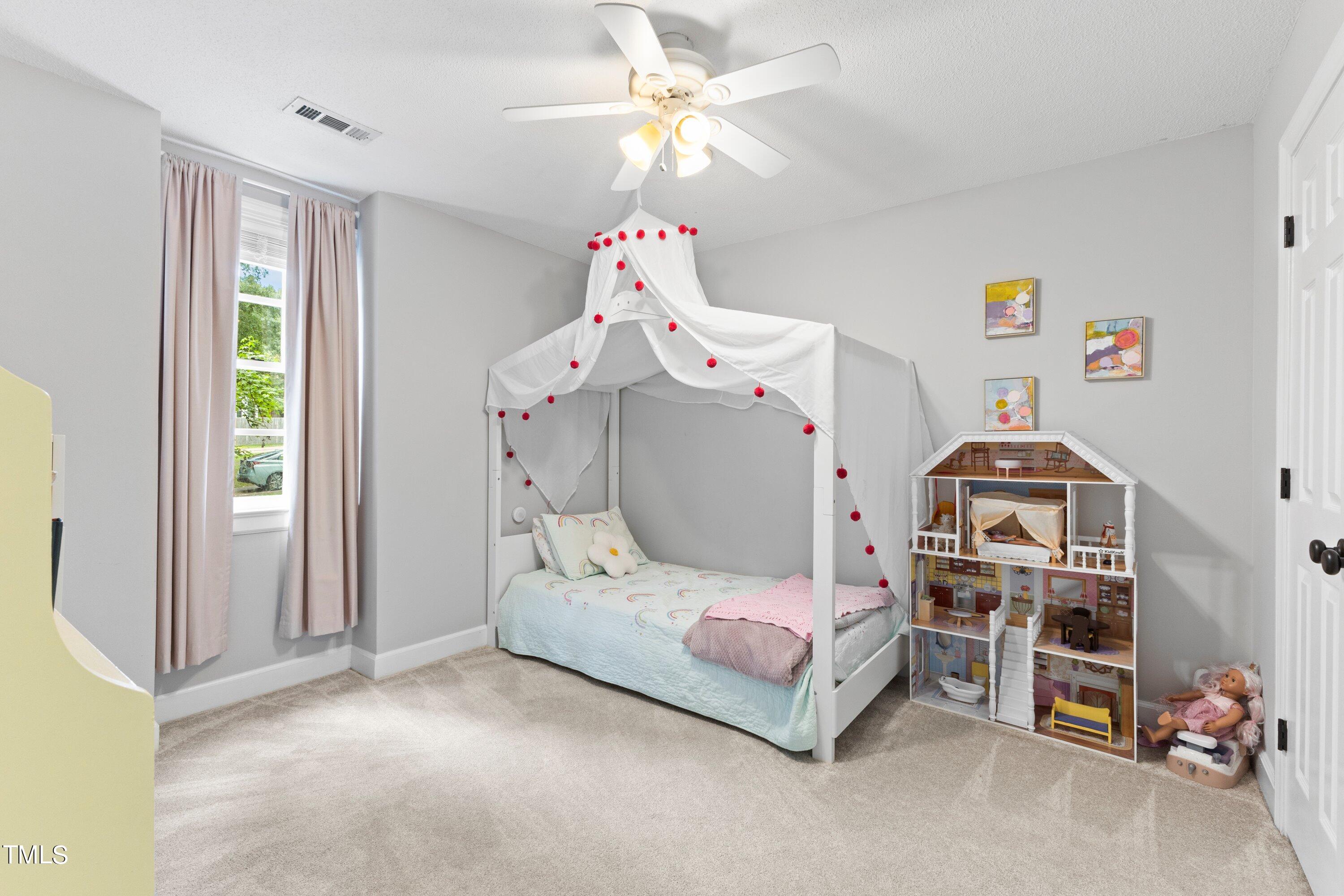 122 Canterfield Road Cary, NC 27513 - Photo 39 of 65 51-20240610122 Canterfield Rd062
