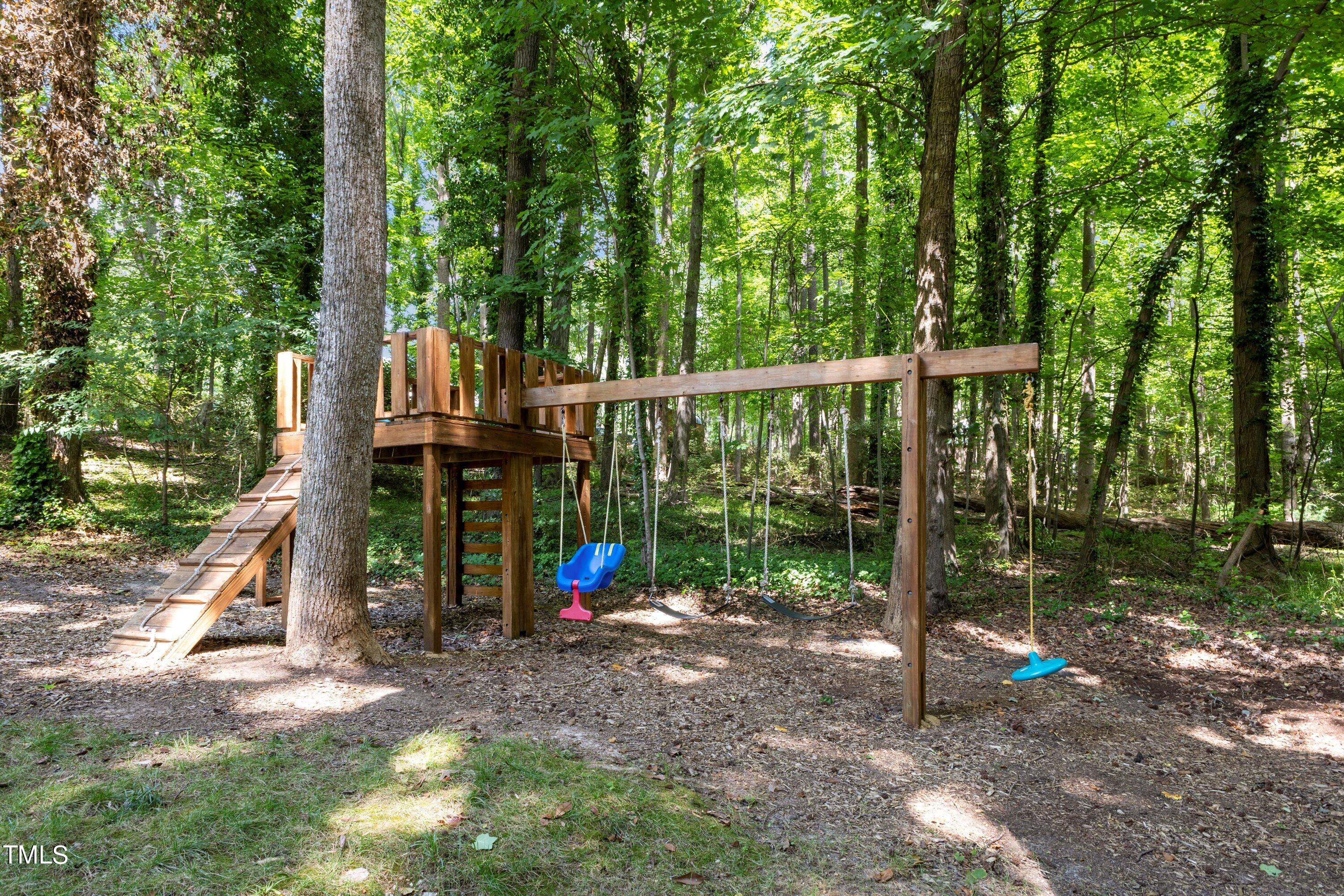 122 Canterfield Road Cary, NC 27513 - Photo 54 of 65 66-20240610122 Canterfield Rd017