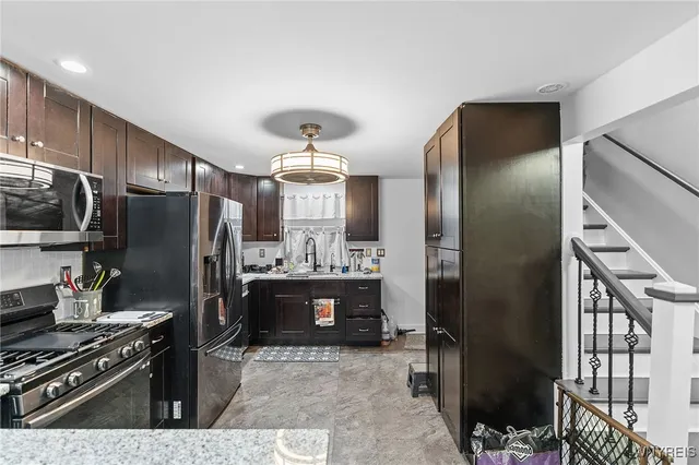 $349,900 | 253 Abbington Avenue, Tonawanda, NY 14223