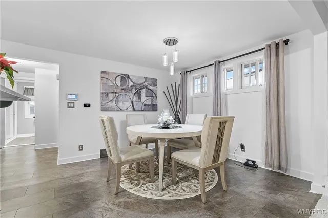 $349,900 | 253 Abbington Avenue, Tonawanda, NY 14223