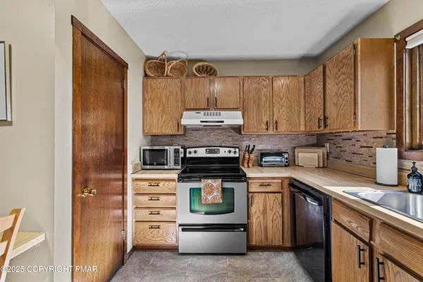 $270,000 | 129 Cross Country Lane, Tannersville, PA 18372