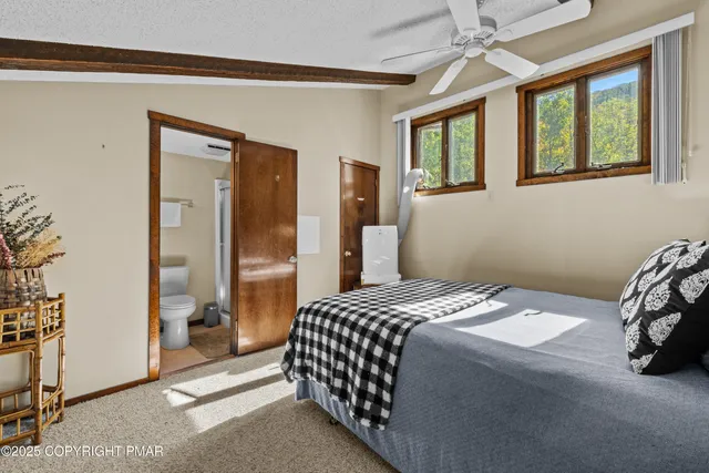 $299,000 | 129 Cross Country Lane, Tannersville, PA 18372