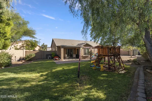 $2,050 | 1422 South 230th Avenue, Buckeye, AZ 85326