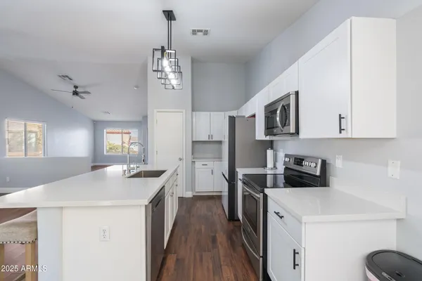 $2,050 | 1422 South 230th Avenue, Buckeye, AZ 85326