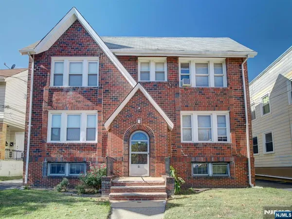 $2,400 | 97 La France Avenue, Unit 2, Bloomfield, NJ 07003