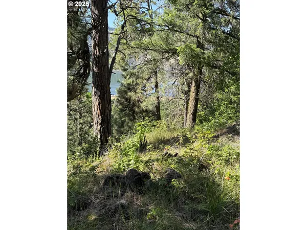 $399,000 | Coyote Court, Unit 42, Mosier, OR 97040