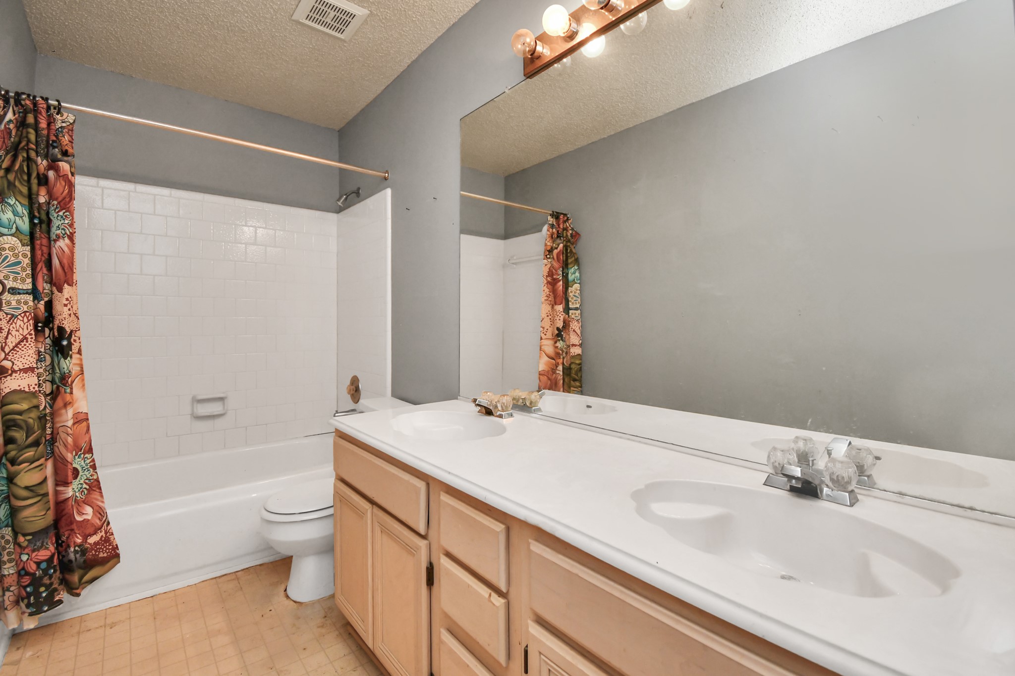 7 Amber Fire Place Spring, TX 77381 - Photo 15 of 16