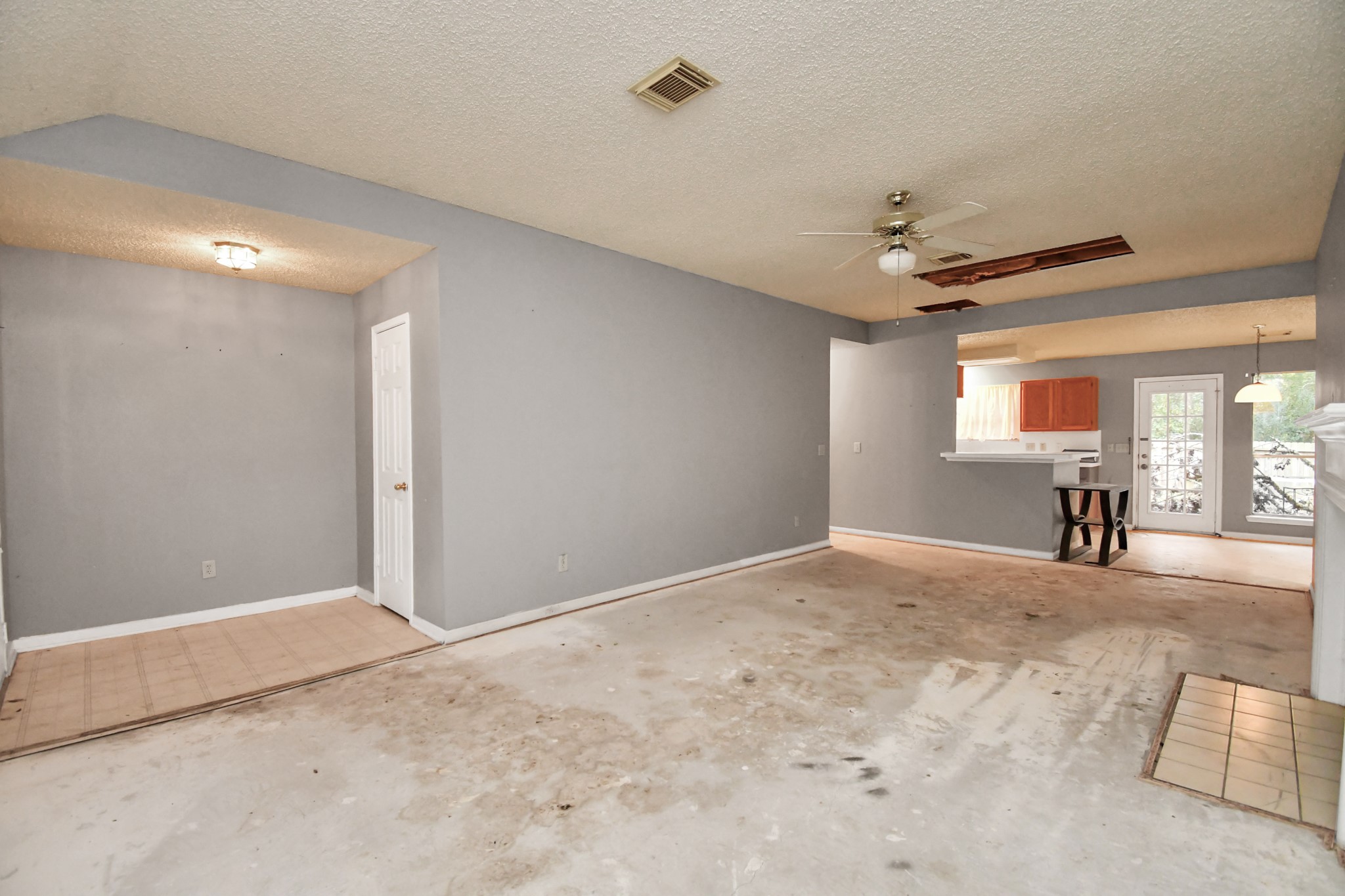 7 Amber Fire Place Spring, TX 77381 - Photo 4 of 16