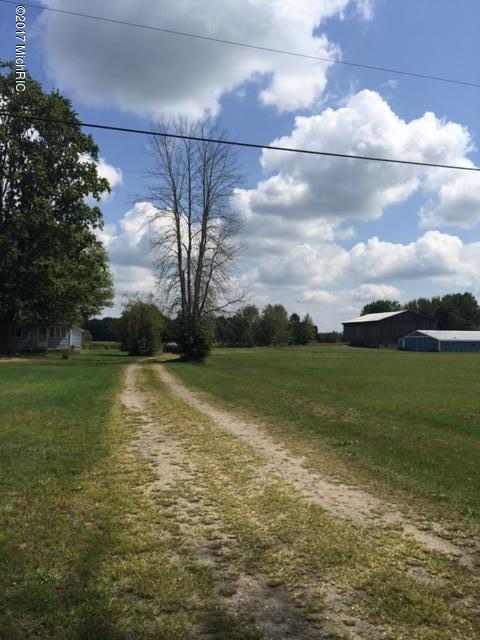 2886 South Sullivan Road Ravenna, MI 49451 - Photo 3 of 28 2886 S SULLIVAN RD FRONT ROAD VIEW MLS