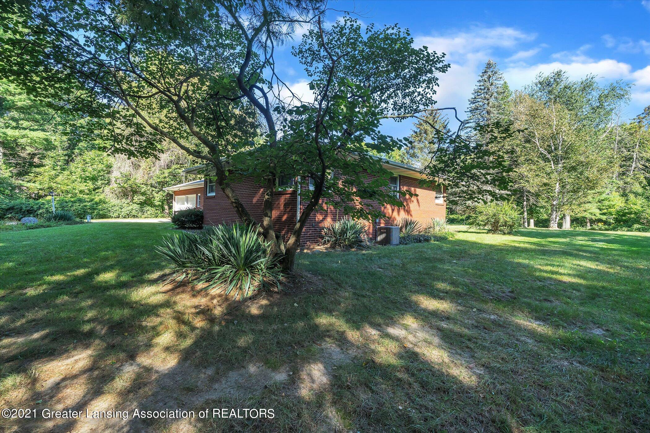3154 Holt Road Mason, MI 48854 - Photo 37 of 53 1 (36)