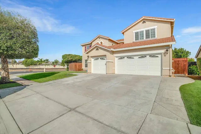 $649,999 | 1265 Fawn Lily Drive, Patterson, CA 95363