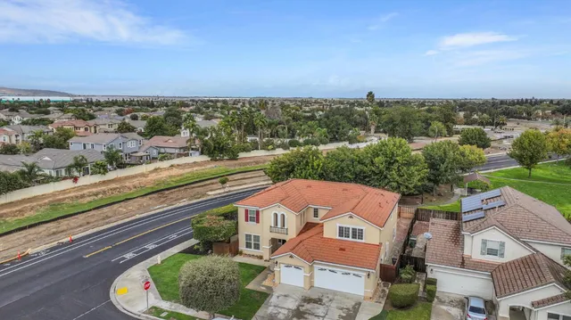 $649,999 | 1265 Fawn Lily Drive, Patterson, CA 95363