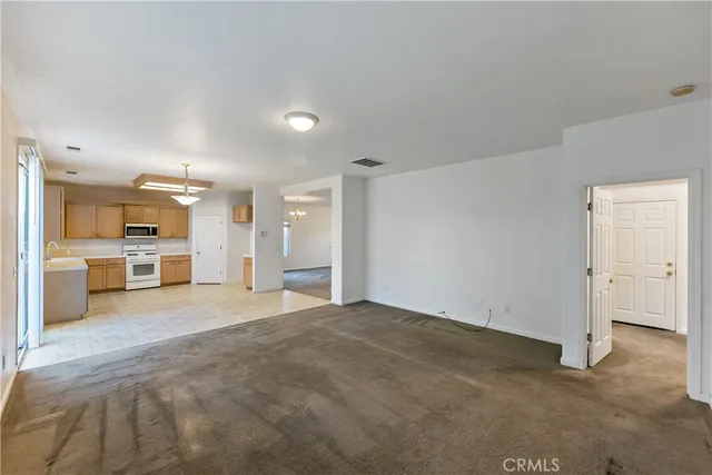 $485,000 | 6083 East Andrews Avenue, Fresno, CA 93727