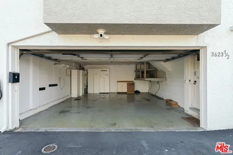 a view of a garage