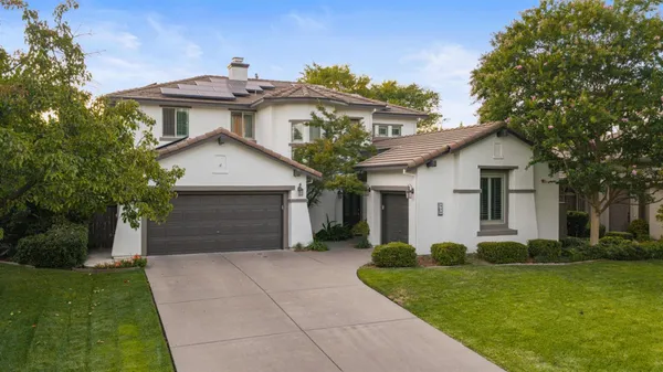 $1,205,000 | 430 Woodhaven Place, West Sacramento, CA 95605