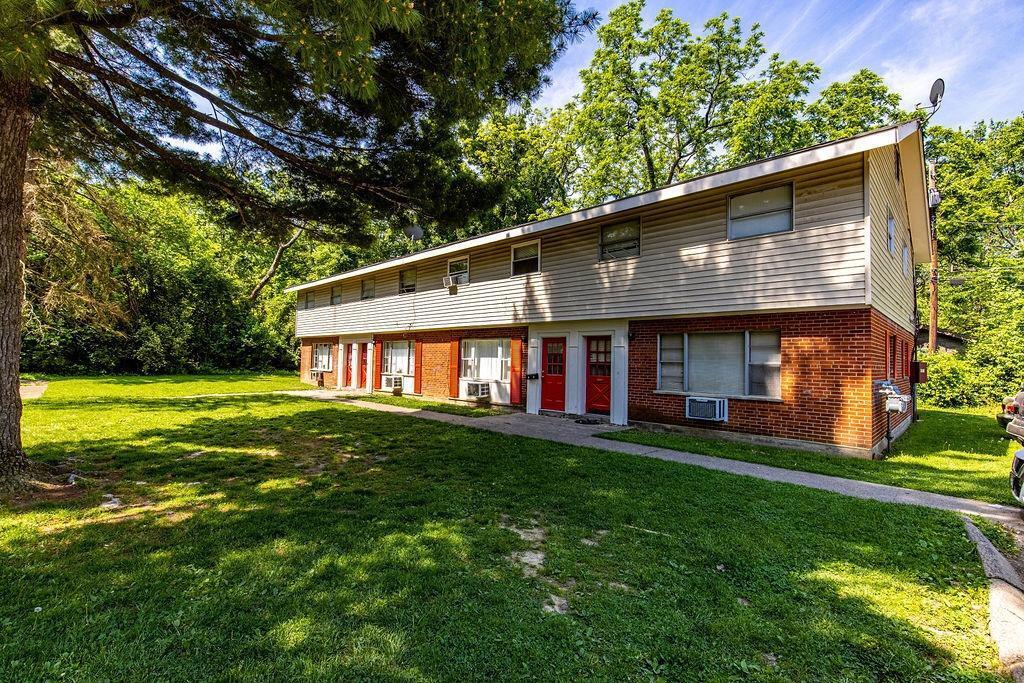 B West Galbraith Road Cincinnati, OH 45231 - Photo 3 of 16