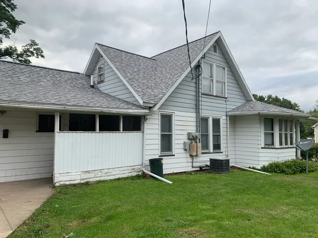$1,000 | 658 6th Street, LaSalle, IL 61301