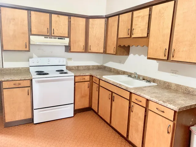 $1,000 | 658 6th Street, LaSalle, IL 61301