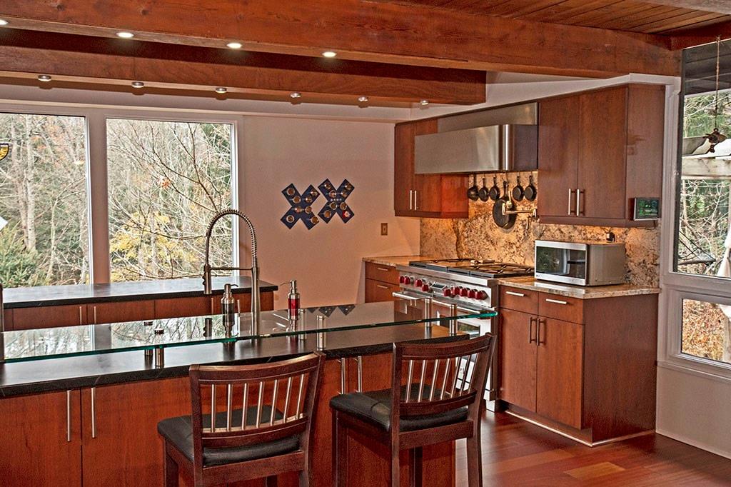 160 Lakeside Road Pittsburgh, PA 15238 - Photo 11 of 25 Just an amazing kitchen!