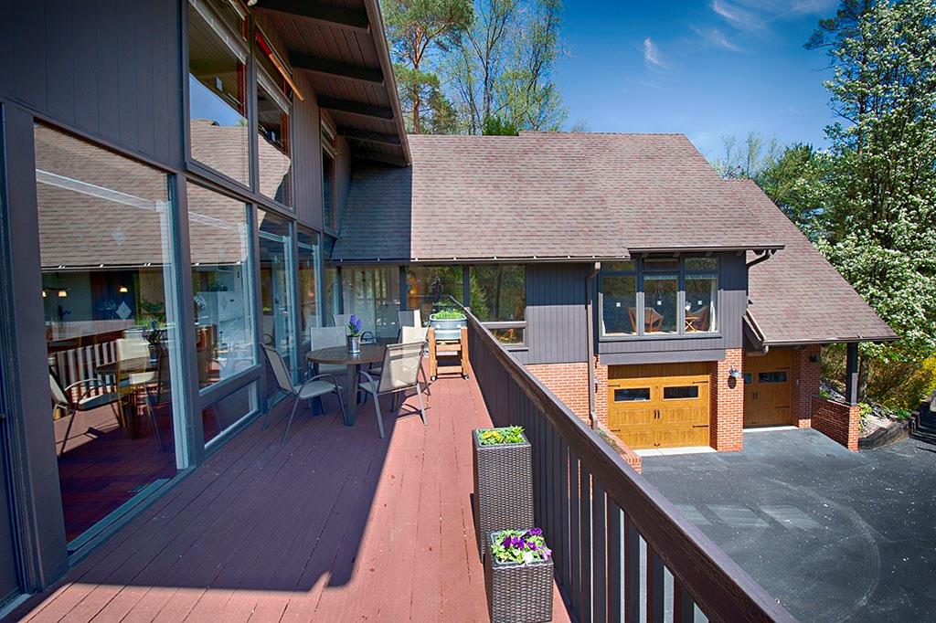 160 Lakeside Road Pittsburgh, PA 15238 - Photo 6 of 25 Deck off the kitchen. Pictured are 2 of the 4 garage doors...new in December of 2018