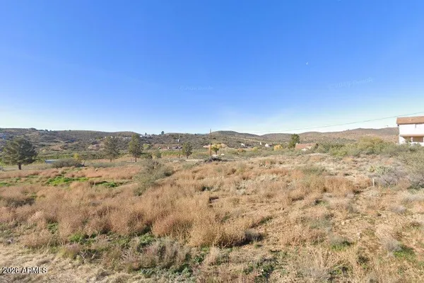 $20,000 | 16452 South Cordes Lakes Drive, Unit 978, Mayer, AZ 86333