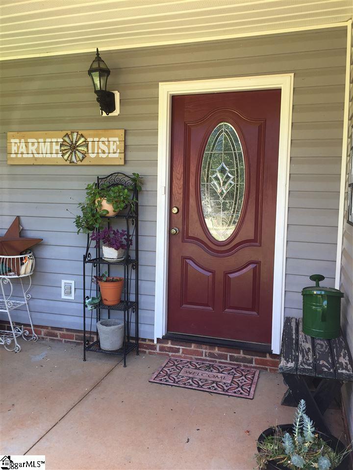329 Rice Planters Lane Duncan, SC 29334 - Photo 2 of 18