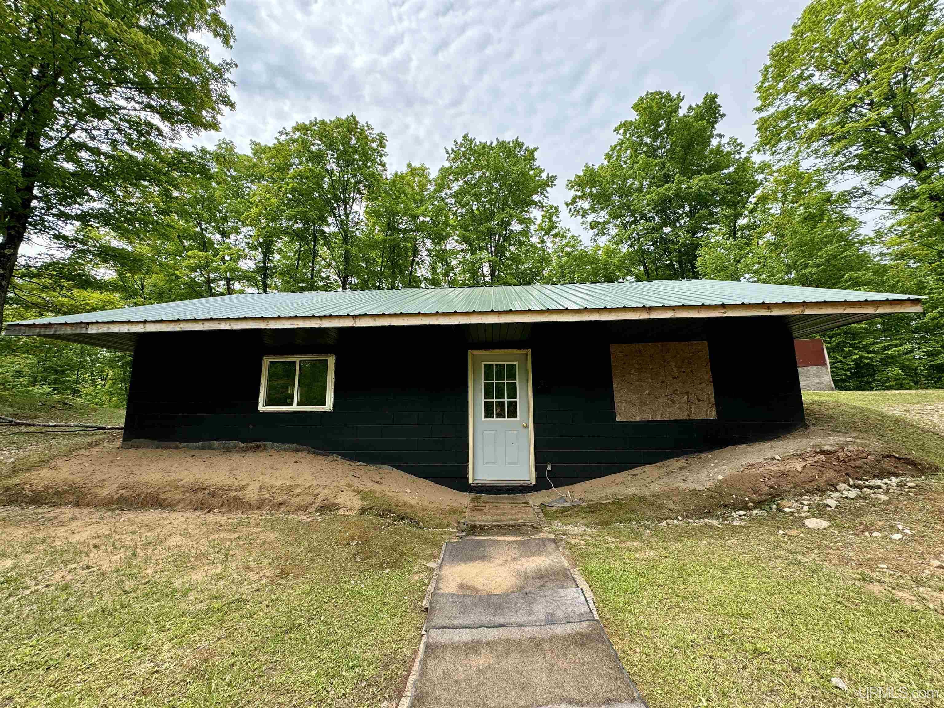 426 Rd Arnold Mi 49819 Road Felch, MI 49831 - Photo 4 of 45