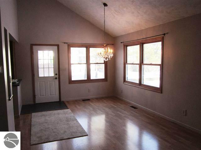 303 Bass Lake Road Traverse City, MI 49685 - Photo 6 of 32 1741590-5.JPG