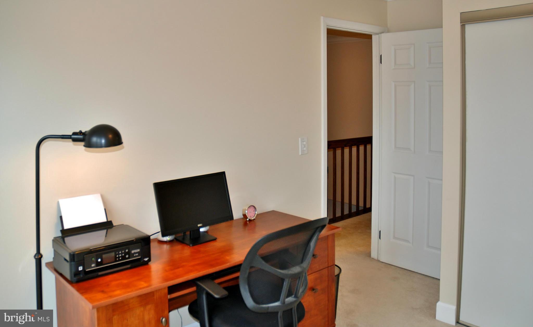 1432 Newport Spring Court Reston, VA 20194 - Photo 18 of 29 Bedroom 3