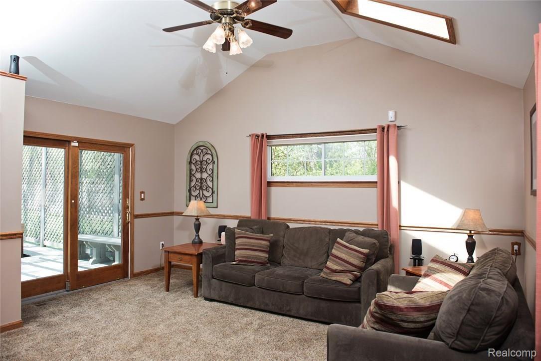 24325 Power Road Farmington, MI 48336 - Photo 13 of 35 24325 Power-42.jpg