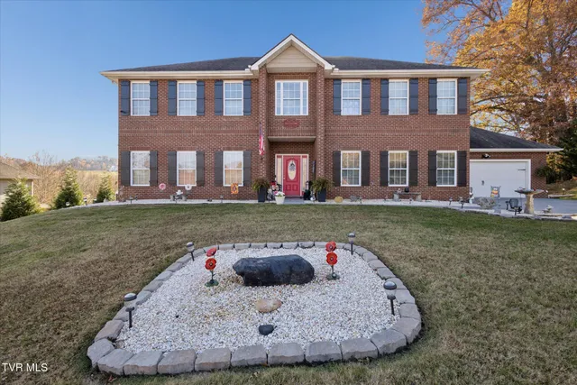 $689,900 | 168 Warrior Falls Drive, Kingsport, TN 37664