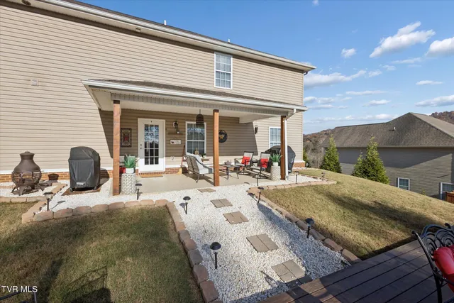 $689,900 | 168 Warrior Falls Drive, Kingsport, TN 37664