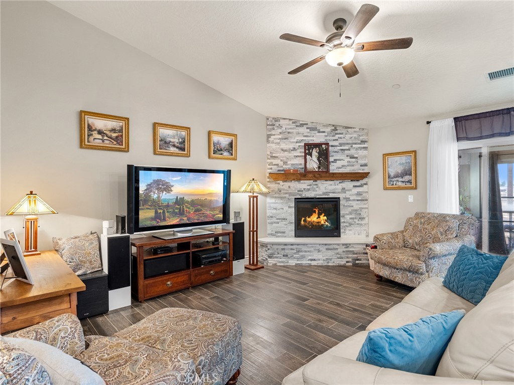 15620 Erie Road Apple Valley, CA 92307 - Photo 12 of 53