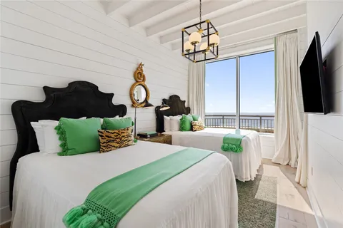 $3,000,000 | 801 East Beach Drive, Unit TW2606, Galveston, TX 77550