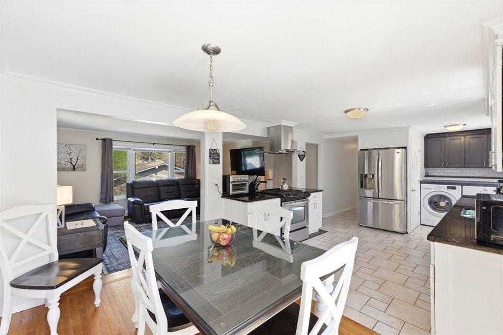 10 Albert Road Bourne, MA 02559 - Photo 11 of 40