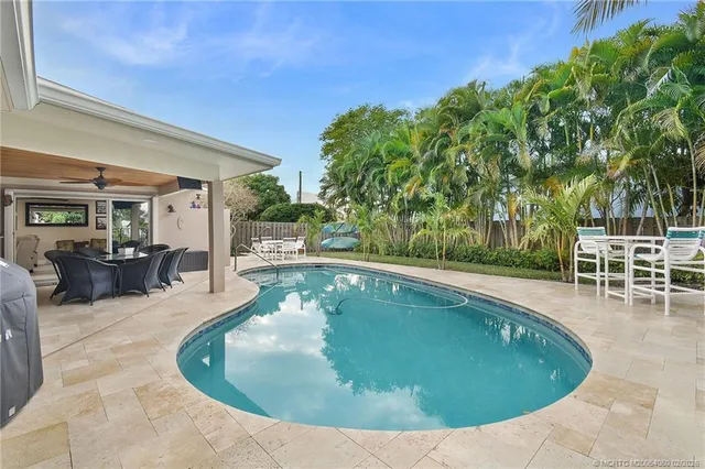 $699,000 | 1642 Thumb Point Drive, Fort Pierce, FL 34949