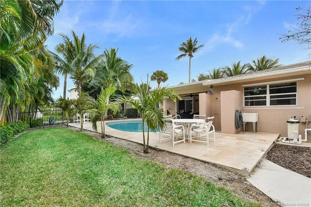 $699,000 | 1642 Thumb Point Drive, Fort Pierce, FL 34949