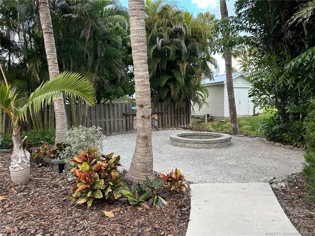 $699,000 | 1642 Thumb Point Drive, Fort Pierce, FL 34949