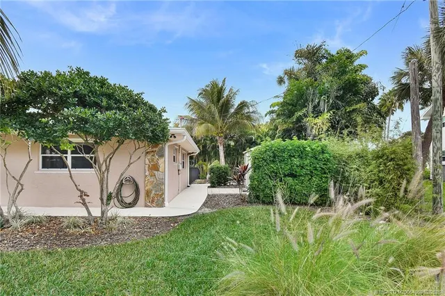 $699,000 | 1642 Thumb Point Drive, Fort Pierce, FL 34949