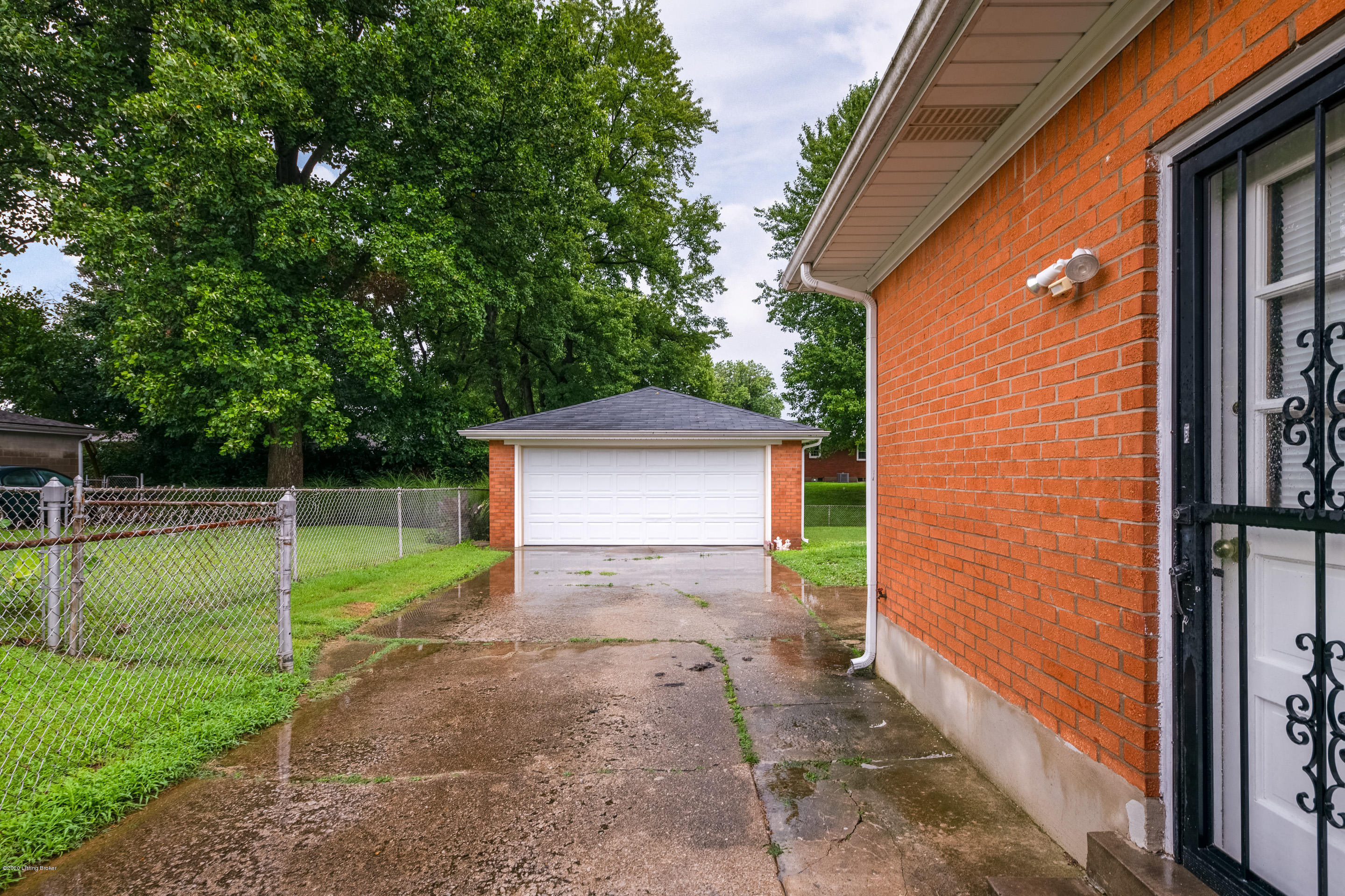 10511 Torrington Road Louisville, KY 40272 - Photo 21 of 23 DHI-21