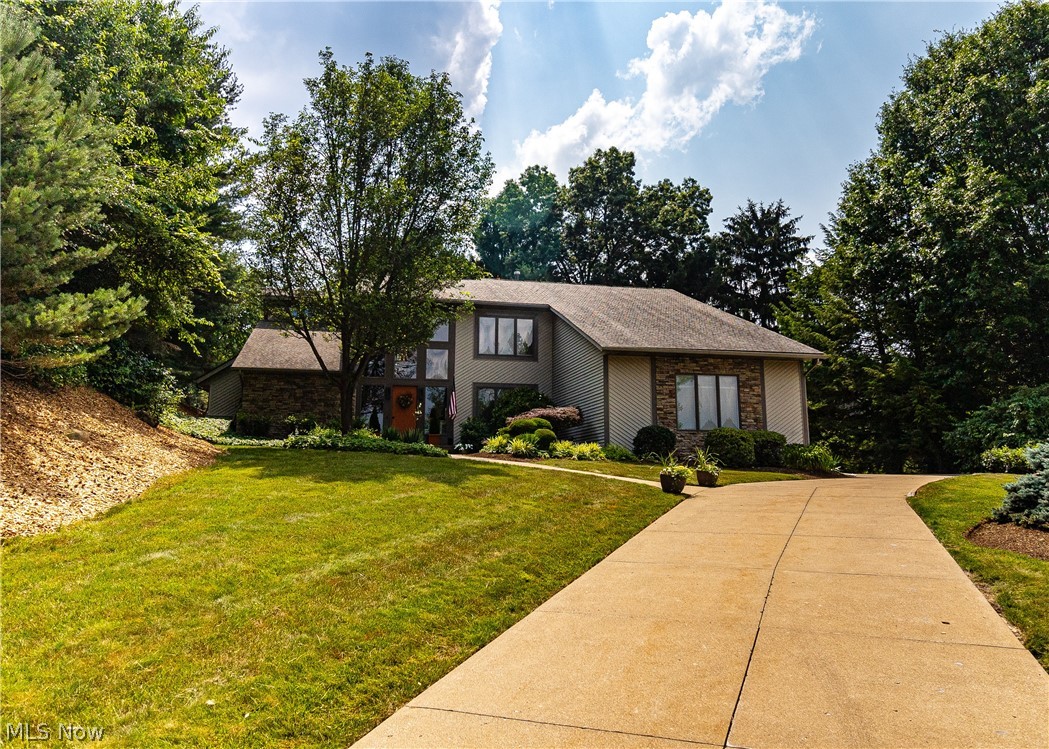 2995 Mill Ridge Circle Northwest Canton, OH 44708 - Photo 4 of 42 Gallery Image 4